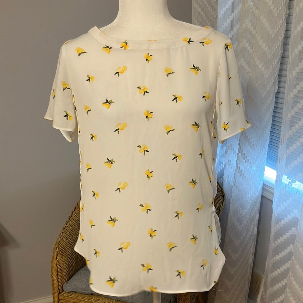Lemon print short sleeve top blouse EUC